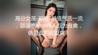 【骚老婆】老婆单约大学生帮忙拍摄，在公园里露出给陌生人看。-Pornhub.com