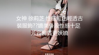 邪E的父_亲老刘__看女儿和同学同时“睡熟”尽情纵享丝滑 爽翻天！ (2)