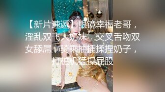 大皇宫KTV漂亮的美女公主激情辣舞 竟在KTV包房内骑坐鸡巴上干我 不过瘾拉到宾馆又是一顿爆操 叫的太骚受不了