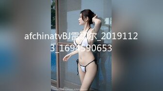 【新速片遞】 漂亮大奶美女 被小哥哥无套输出 爽叫不停 白虎小穴超粉嫩 射了一奶子 